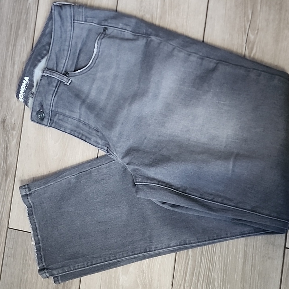 Gray Jeans - Picture 3 of 15